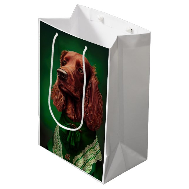 Sac Cadeau Moyen Chien rouge irlandais en robe de fête de St. Patri (Devant Angle)