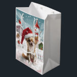 Sac Cadeau Moyen Chihuahua Winter Wonderland Christmas Joy<br><div class="desc">Ce design festif reflète l'esprit joyeux de la période des fêtes, avec un adorable petit portant un chapeau de Père Noël. Le chien est niché dans un pays des merveilles hivernales, avec un bonhomme de neige, un sapin de Noël décoré et des cadeaux joliment emballés. Les flocons de neige tombent...</div>