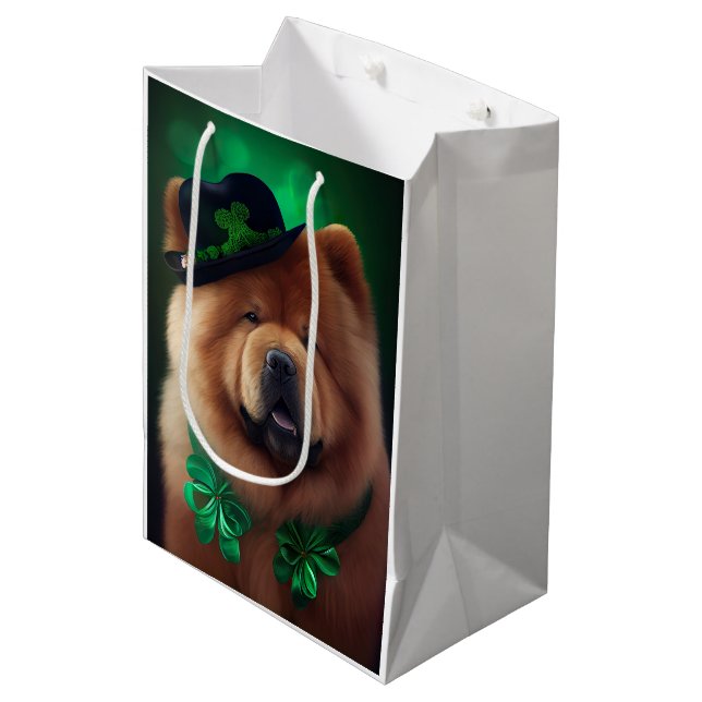 Sac Cadeau Moyen Chow Chow Dog en tenue de la Saint Patrick (Devant Angle)