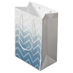Sac Cadeau Moyen Ciel Bleu Chevron Blanc