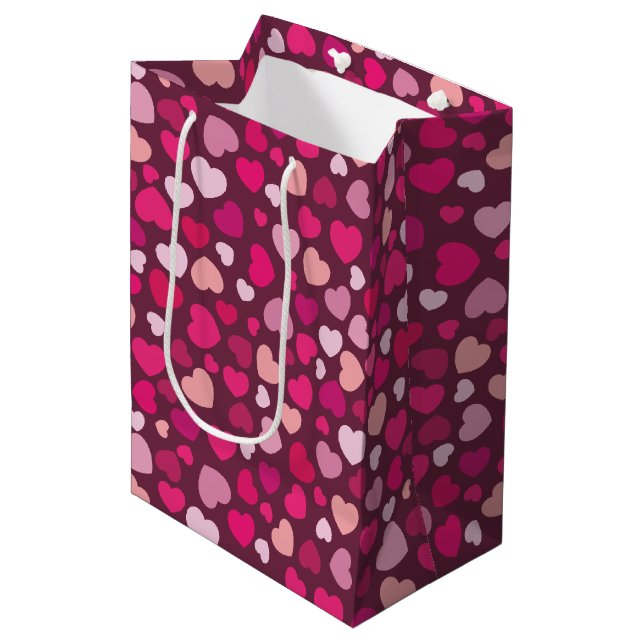 Sac Cadeau Moyen Coeurs roses (Devant Angle)