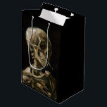 Sac Cadeau Moyen Crâne avec brûler la cigarette Vincent van Gogh Ar<br><div class="desc">Vincent van Gogh (Néerlandais, 1853 - 1890) Crâne d'un squelette avec cigarette brûlante, 1885-1886, Huile sur toile Sans cadre : 32 cm × 24, 5 cm (13 po × 9, 6 po) Travail précoce de Vincent van Gogh. Ce petit tableau fait partie de la collection permanente du musée Van Gogh...</div>