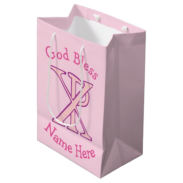 Sac Cadeau Moyen Croix chrétienne Chi Ro rose sur rose Personnalisé (Devant Angle)