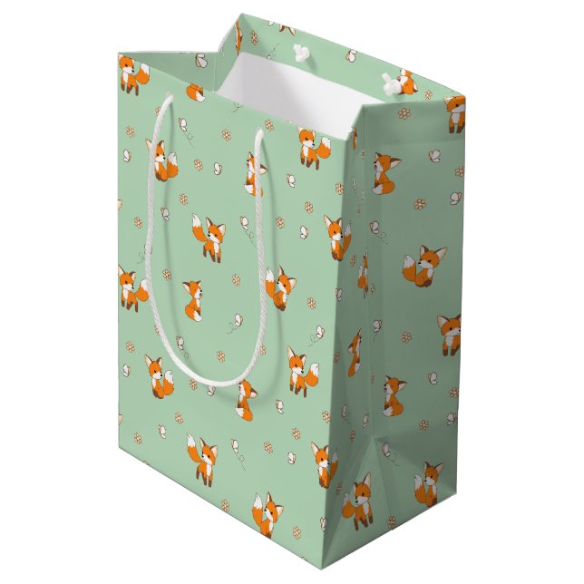 Sac Cadeau Moyen Cute Little Foxes Motif sur Green (Dos Angle)