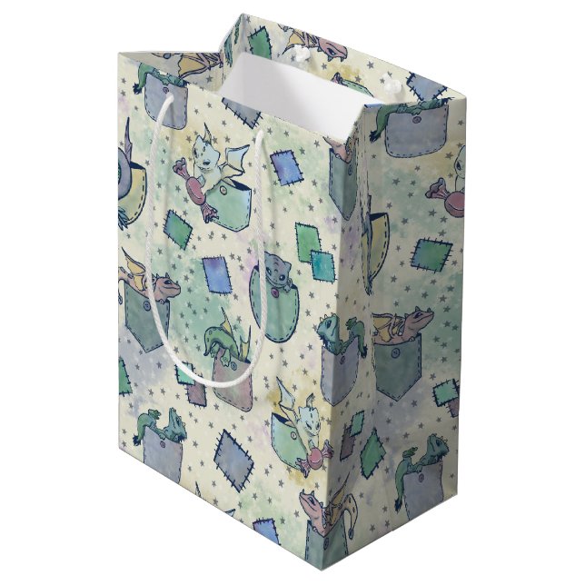 Sac Cadeau Moyen Cute Whimsical Poche Dragons en Vert Fleece Blan (Dos Angle)