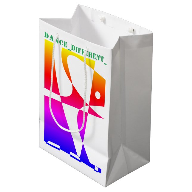 Sac Cadeau Moyen DANSE_DIFFÉRENT_ Arc-en-ciel (Devant Angle)