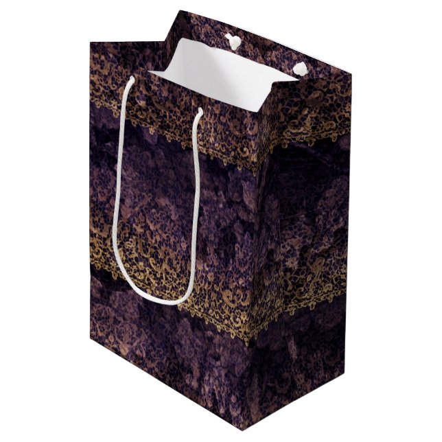 Sac Cadeau Moyen Dentelle gothique (Devant Angle)