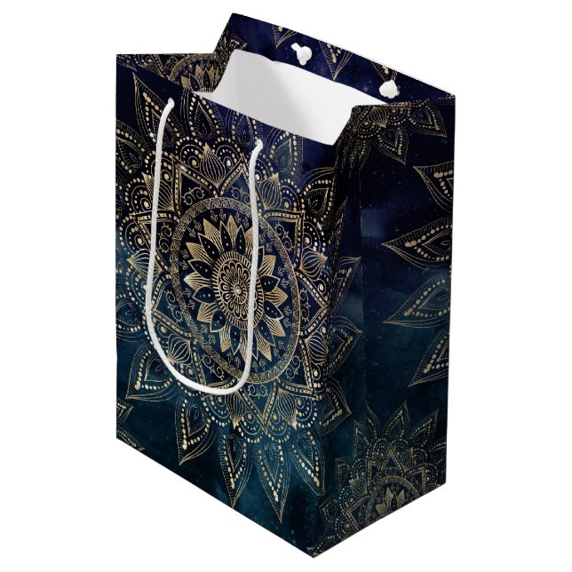 Sac Cadeau Moyen Elégant Mandala Gold Blue Galaxy (Devant Angle)