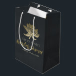 Sac Cadeau Moyen Fête des mariées FLORALE GLAMOREUSE OR NOIR LOTUS<br><div class="desc">Si vous avez besoin d'une personnalisation ou d'autres éléments correspondants,  n'hésitez pas à me contacter à l'adresse yellowfebstudio@gmail.com</div>
