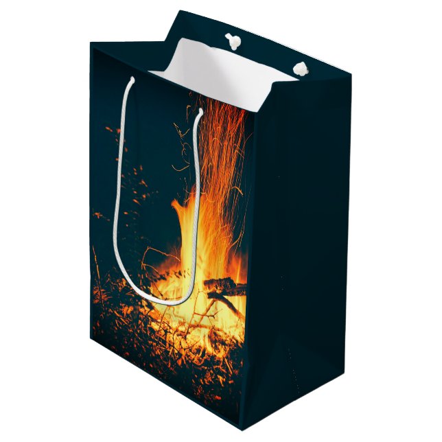 Sac Cadeau Moyen Feu de joie Feu de camp (Devant Angle)