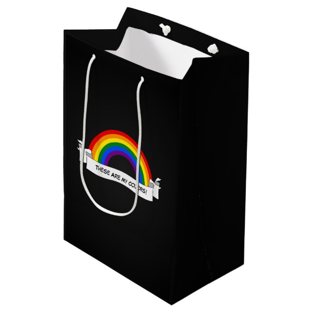 Sac Cadeau Moyen Fierté arc-en-ciel LGBT Mousepad (Devant Angle)