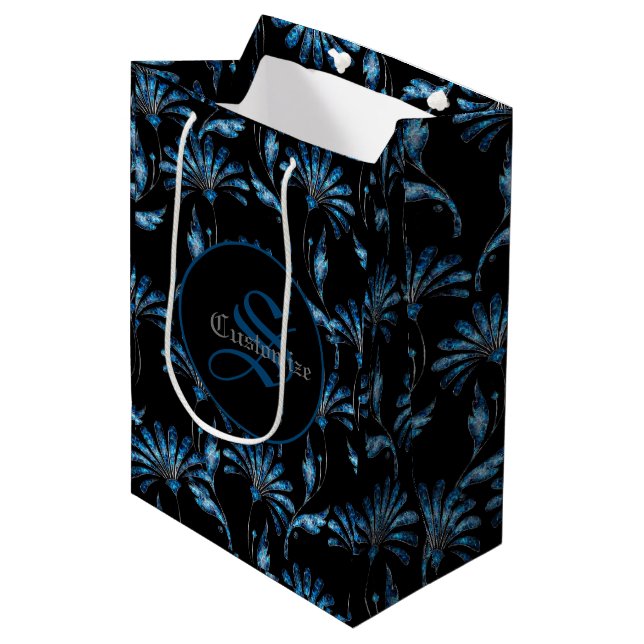 Sac Cadeau Moyen Floral Monogramme Blue Shimmer (Devant Angle)