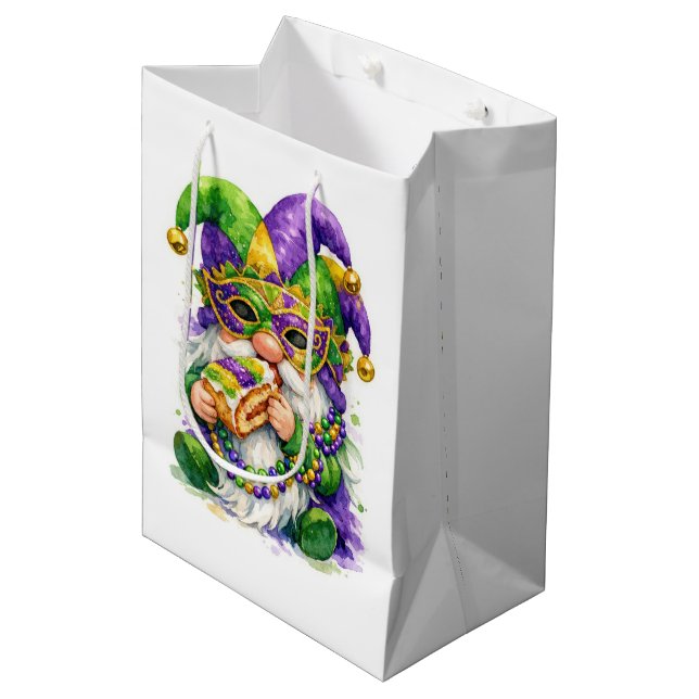 Sac Cadeau Moyen Gnome de Mardi Gras mangeant une galette des rois (Devant Angle)