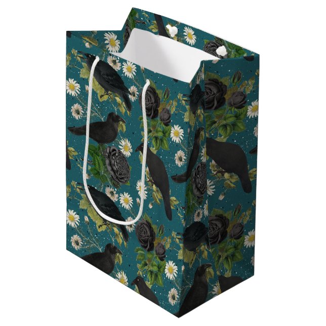 Sac Cadeau Moyen Goth Crows et Roses noirs Profond Turquoise Motif (Devant Angle)