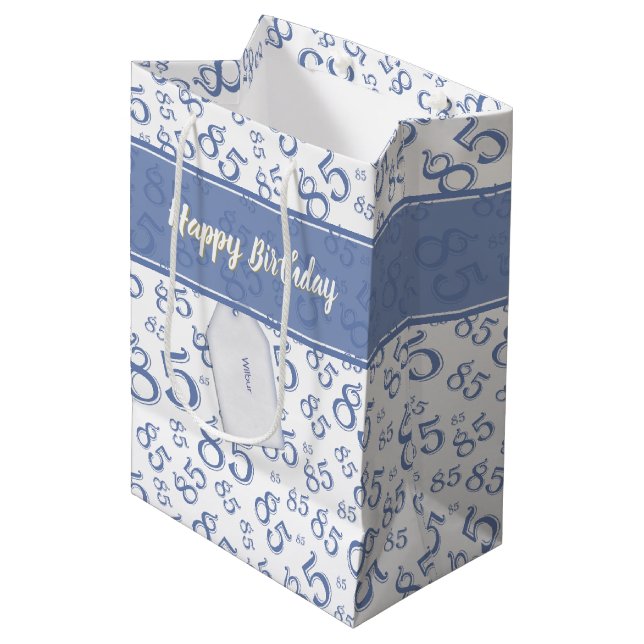 Sac Cadeau Moyen Happy 85th Birthday Numéro Motif Bleu/Blanc (Devant Angle)