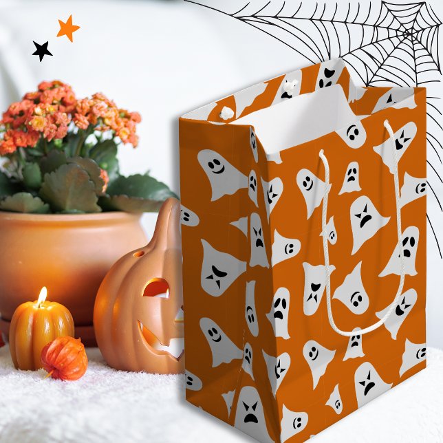 Sac Cadeau Moyen Happy Halloween mignon fantôme avec arrière - plan (Happy Halloween cute ghost with orange background Medium Gift Bag)