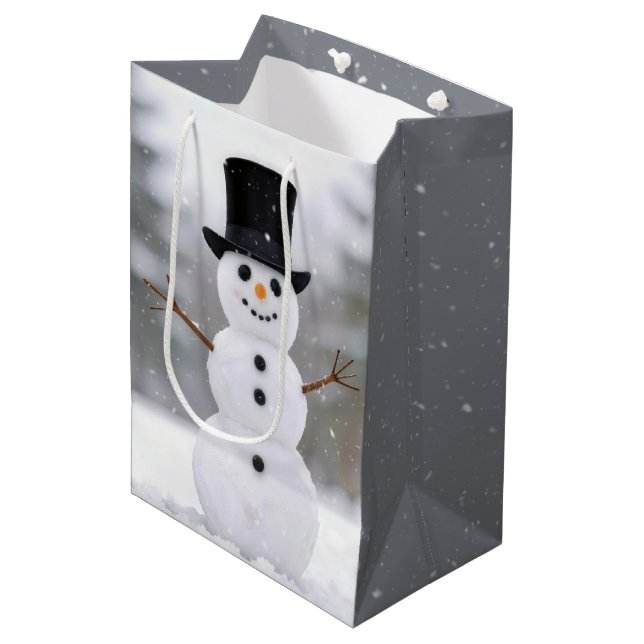 Sac Cadeau Moyen Happy Holidays Snowman Wearing a Top Hat (Devant Angle)