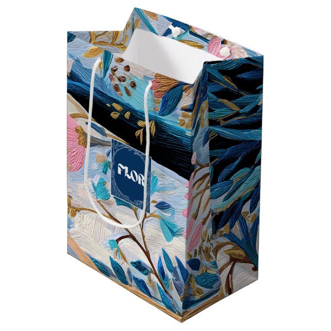 Sac Cadeau Moyen Heaven Botanical Florist Gift Bag (Devant Angle)