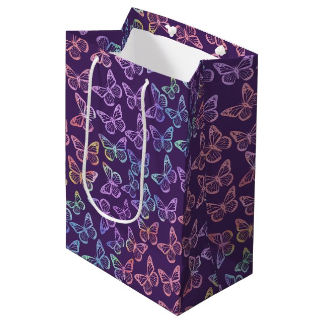 Sac Cadeau Moyen Jolie fille papillon violet Motif Iridescente (Devant Angle)