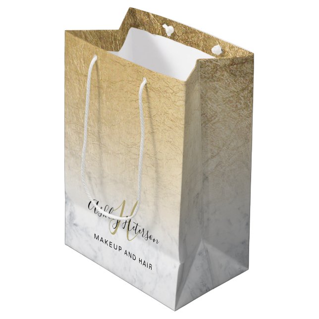 Sac Cadeau Moyen Maquillage monogramme marbre chic feuille or scrip (Devant Angle)