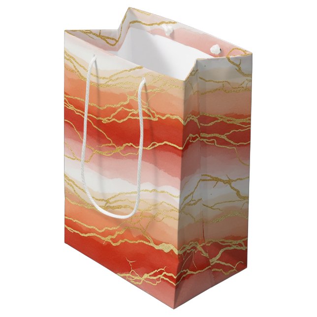 Sac Cadeau Moyen Marbre luxueux Sienne et Taupe avec veines dorées (Devant Angle)