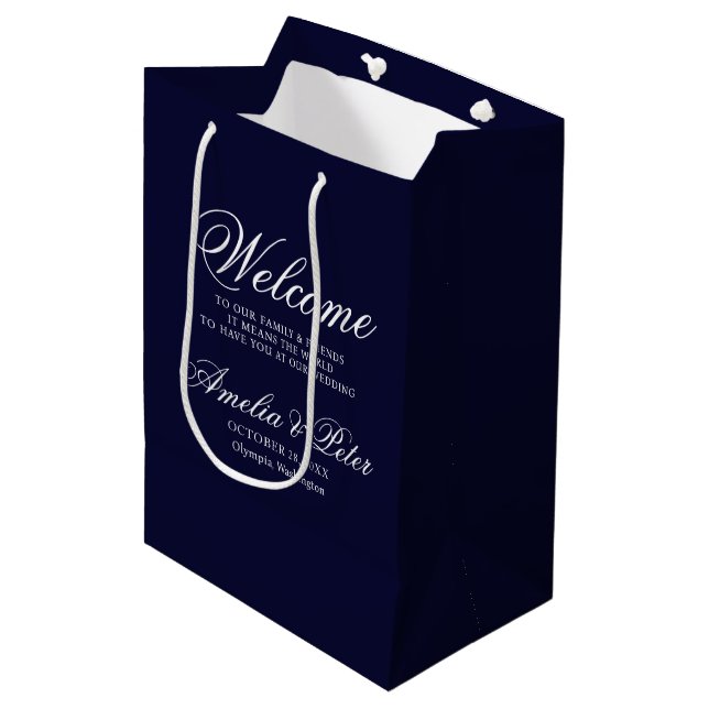 Sac Cadeau Moyen Mariage classique bleu marine Bienvenue (Devant Angle)