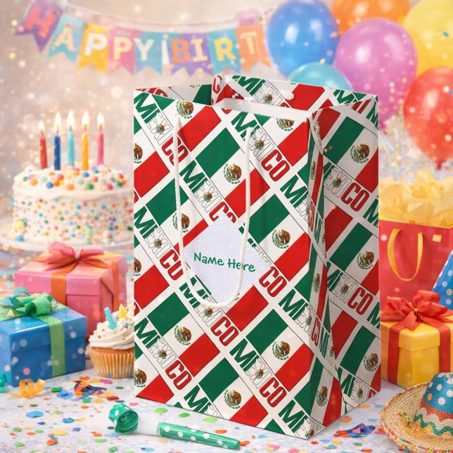 Sac Cadeau Moyen Mexique Drapeau mexicain Carrelé Vert Personnalisé (Personalized medium gift bag has tiled Mexican Flag and MEXICO. Add name inside white fractal.)