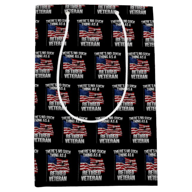 Sac Cadeau Moyen Militaire - Ce n'est pas un vétéran à la retraite (Devant)