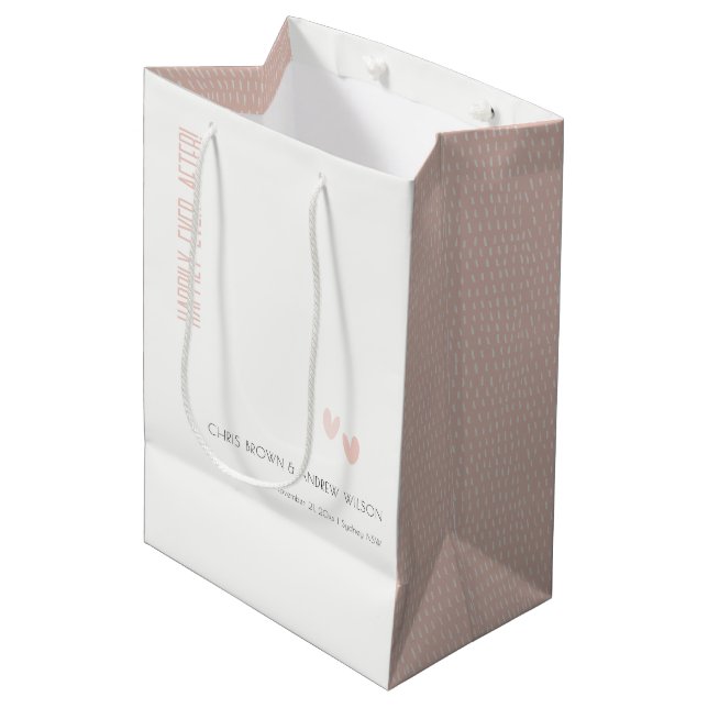 Sac Cadeau Moyen Minimal Élégant Pastel Dusky Pink Hearts Mariage (Devant Angle)