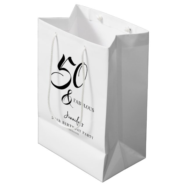 Sac Cadeau Moyen Modern Elegant Black White Fifty Fabulous Birthday (Devant Angle)