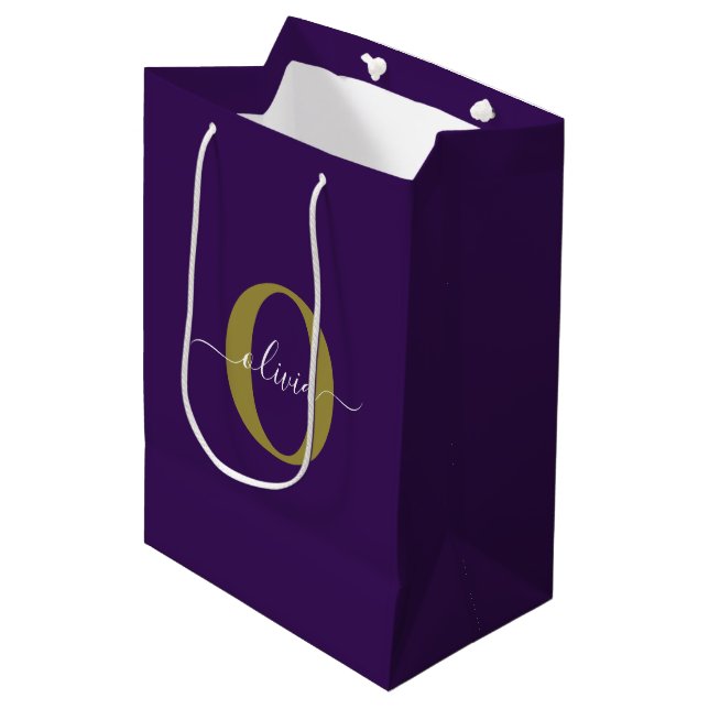 Sac Cadeau Moyen Monogramme customisé Nom du script Purple White Go (Devant Angle)