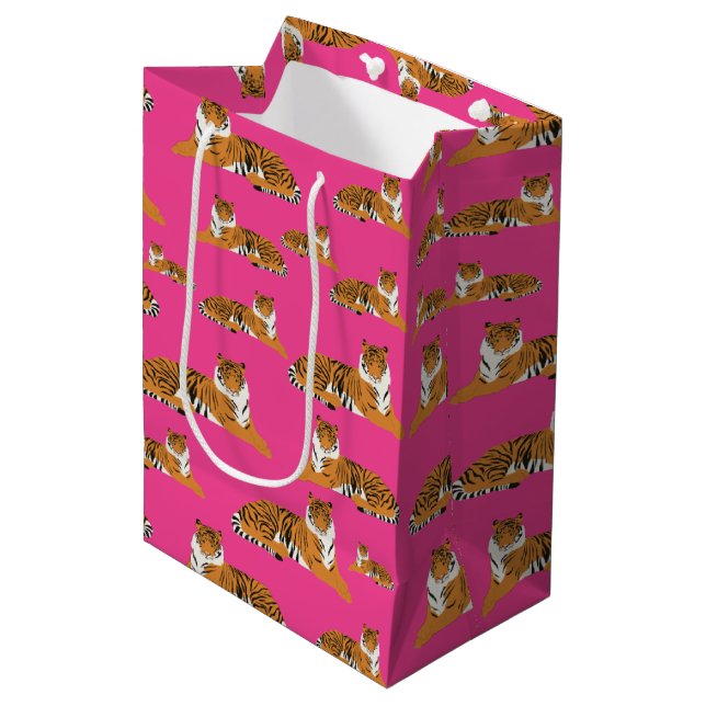 Sac Cadeau Moyen Motif animal du tigre de la jungle rose orange (Devant Angle)