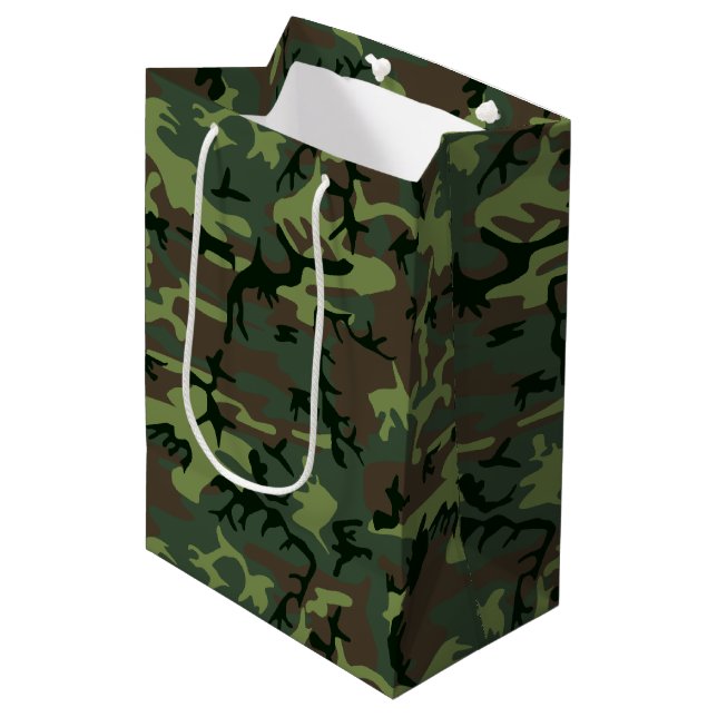 Sac Cadeau Moyen Motif de brun de vert de Camo de camouflage (Devant Angle)