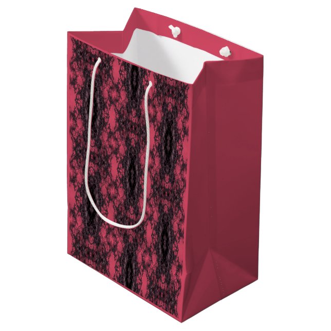 Sac Cadeau Moyen Motif de dentelle gothique damassé rose foncé et n (Devant Angle)