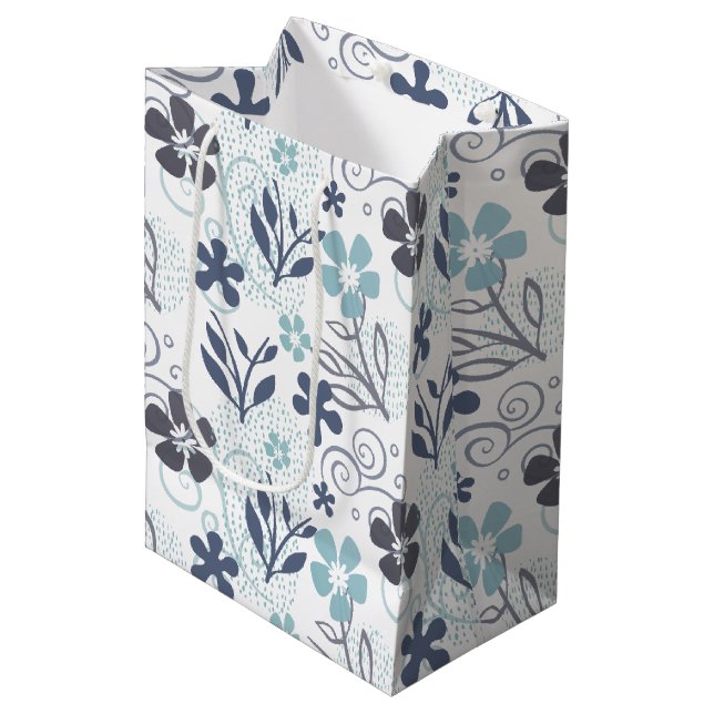Sac Cadeau Moyen Motif de fleurs bleues (Devant Angle)