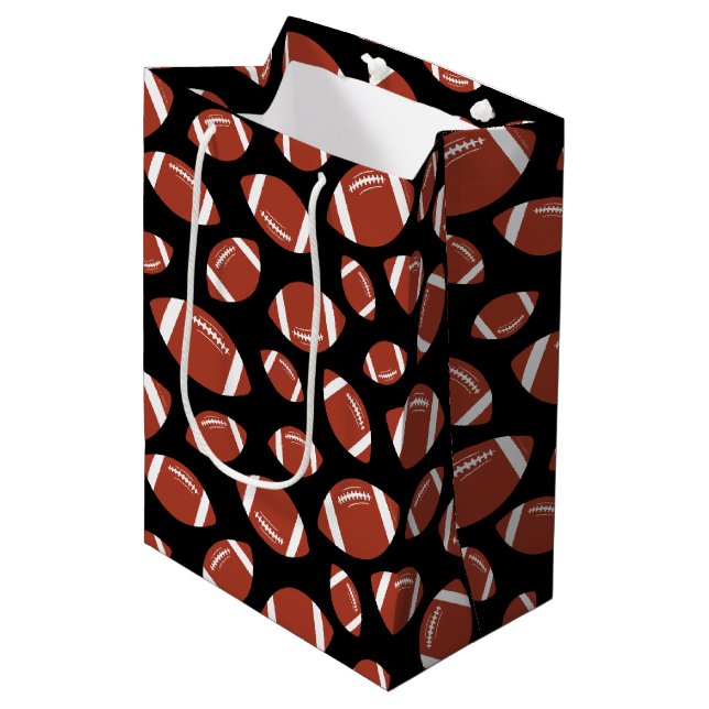 Sac Cadeau Moyen Motif de football (Devant Angle)