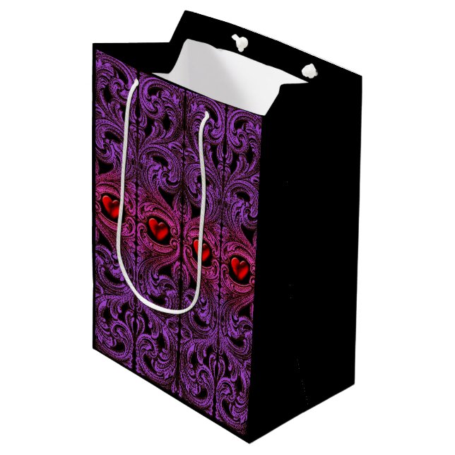 Sac Cadeau Moyen Ornement Goth Purple Avec Coeur (Devant Angle)