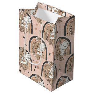 Sac Cadeau Moyen Ours en peluche de nurserie boho avec arcs-en-ciel