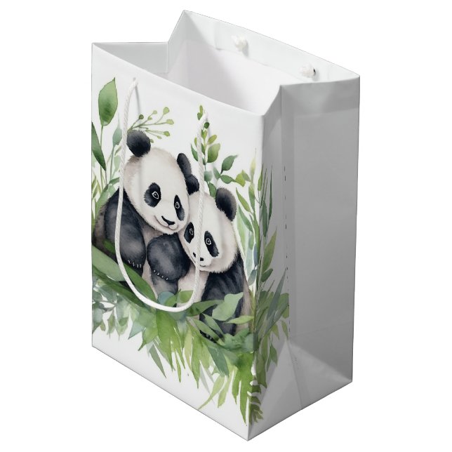 Sac Cadeau Moyen Paire de pandas en Feuille bambou (Devant Angle)