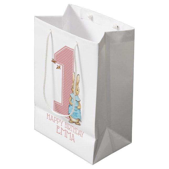 Sac Cadeau Moyen Peter Rabbit | Papier d'anniversaire pour la premi (Devant Angle)