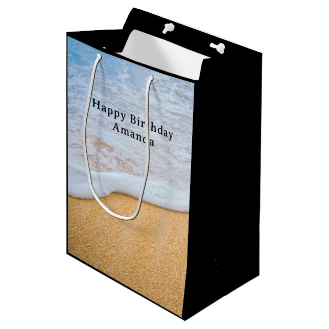 Sac Cadeau Moyen Plage de sable avec Surf en mousse Anniversaire (Devant Angle)