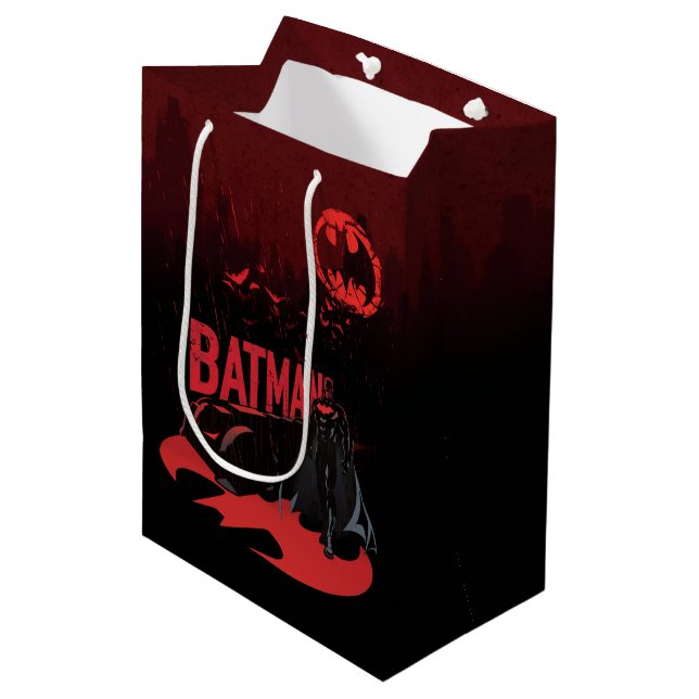 Sac Cadeau Moyen Pluie de Batman Crimson (Devant Angle)
