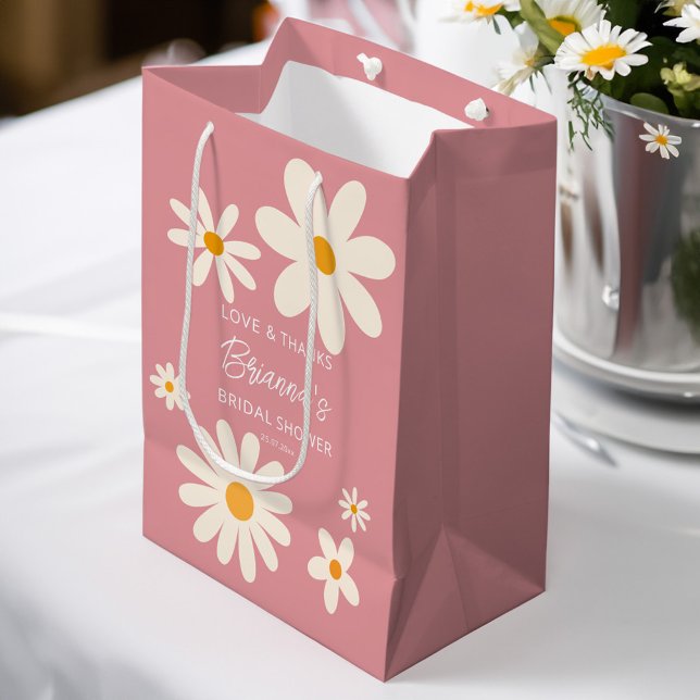 Sac Cadeau Moyen Retro marguerite rose désert douche de mariée en f (Burgundy roses sunflowers bridal party gifts seltzer can cooler)