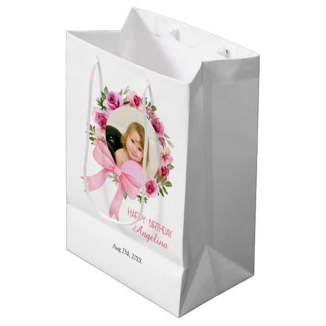 Sac Cadeau Moyen Rose rose Bow Floral Wreath Photo Anniversaire (Devant Angle)