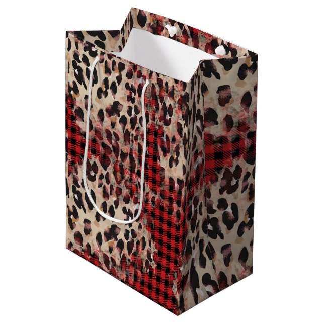 Sac Cadeau Moyen Rouge Plaid Cheetah Imprimer Fâcheux Noël (Devant Angle)