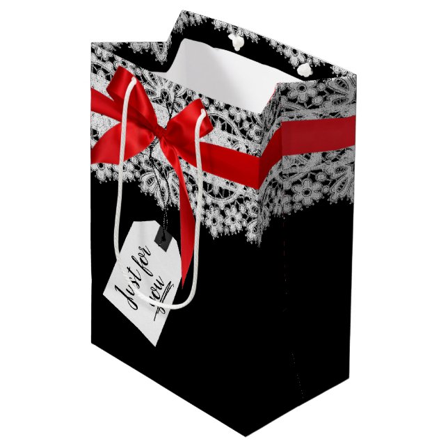 Sac Cadeau Moyen Ruban Rouge Sur Dentelle (Devant Angle)