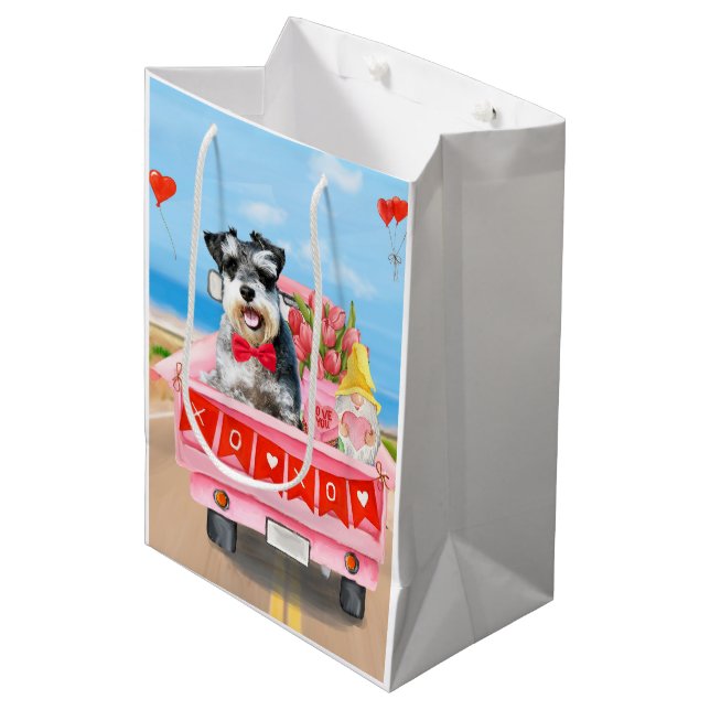 Sac Cadeau Moyen Schnauzer Chien Saint Valentin Coeurs de camion (Devant Angle)