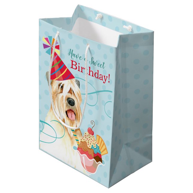 Sac Cadeau Moyen Sweet Birthday Wheaten Terrier Medium Cadeau (Devant Angle)