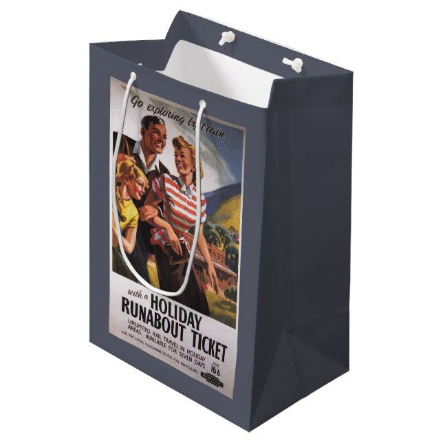 Sac Cadeau Moyen Trio de famille sur l'épargne de vagabond de (Devant Angle)