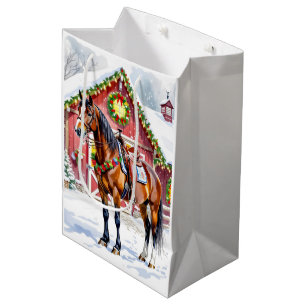 Sac Cadeau Moyen Un Cheval Brown Festif et une grange d'hiver Noël